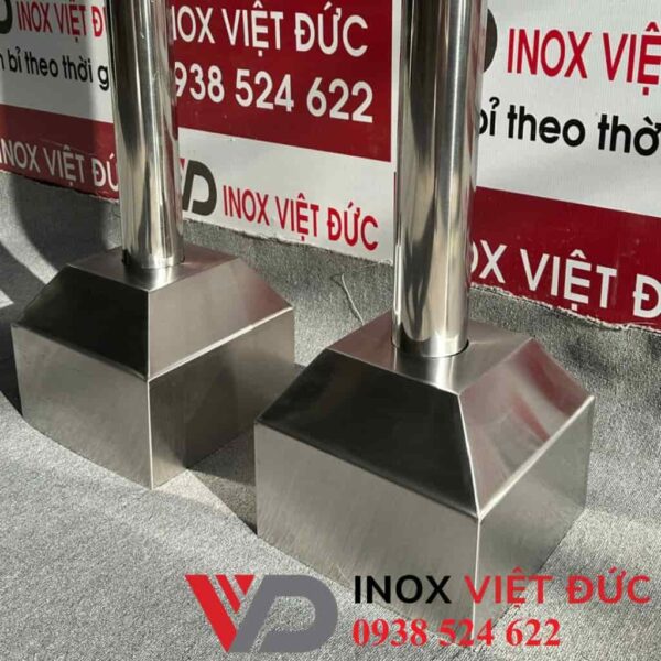 Chụp chân cột cờ inox đẹp