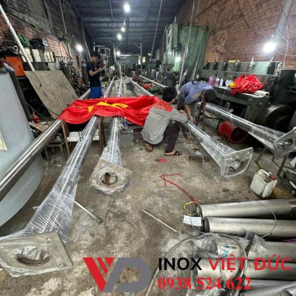 Cột Cờ Inox 12m – Inox Việt Đức Gia Công