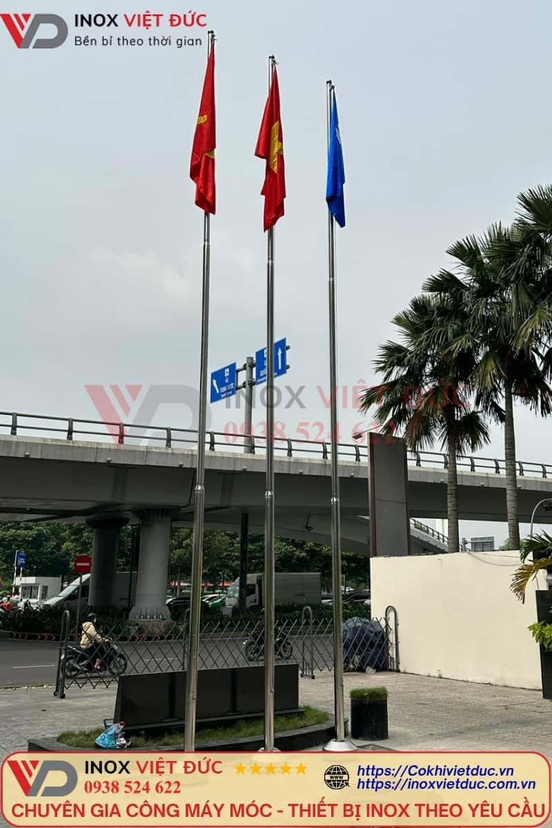 cột cờ inox cao 9m tại cơ quan nhà nước