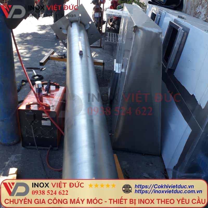 cột cờ inox 304 cao 15m ngoài trời