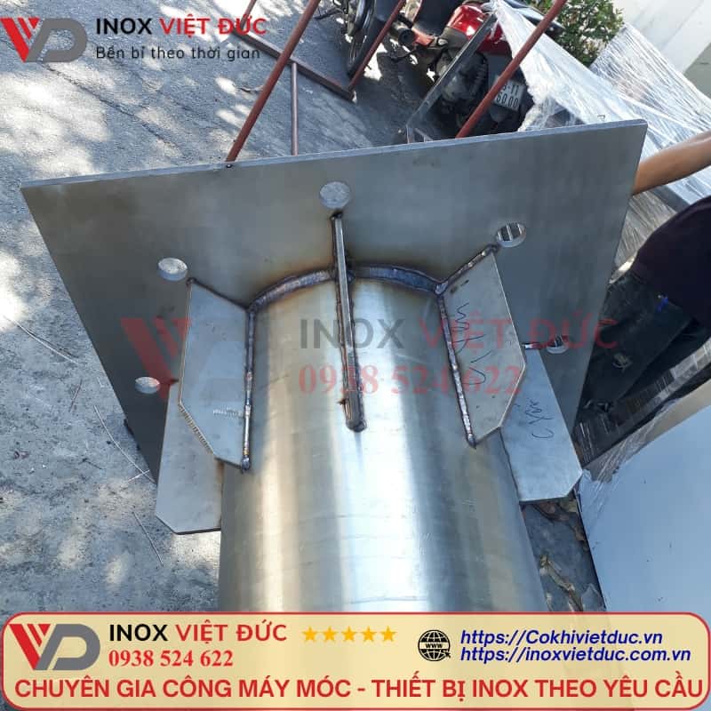 Chân đế cột cờ xoay 360