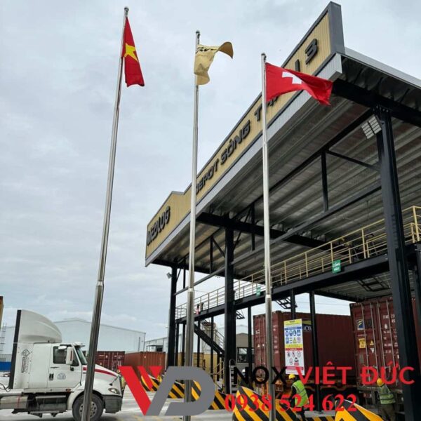 Thi công cột cờ công ty