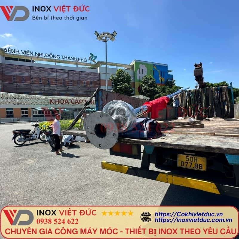 Thi công cột cờ cho Bệnh Viện