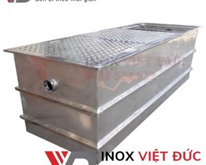 Ảnh đại diện bể tách mỡ 4000L inox 304, thiết kế âm sàn với cấu tạo đa ngăn tách mỡ – lắng bùn cho hệ thống thoát nước công trình.