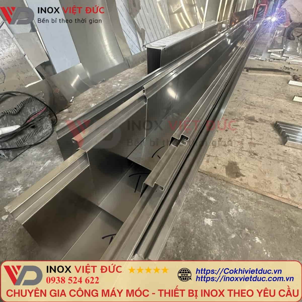 Gia công mương thoát sàn inox theo bản vẽ kỹ thuật và kích thước yêu cầu của công trình