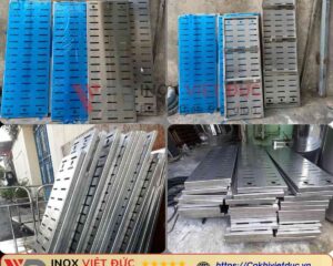 Vỉ thoát sàn inox hình chữ nhật dùng làm nắp thu nước cho máng thoát sàn công nghiệp