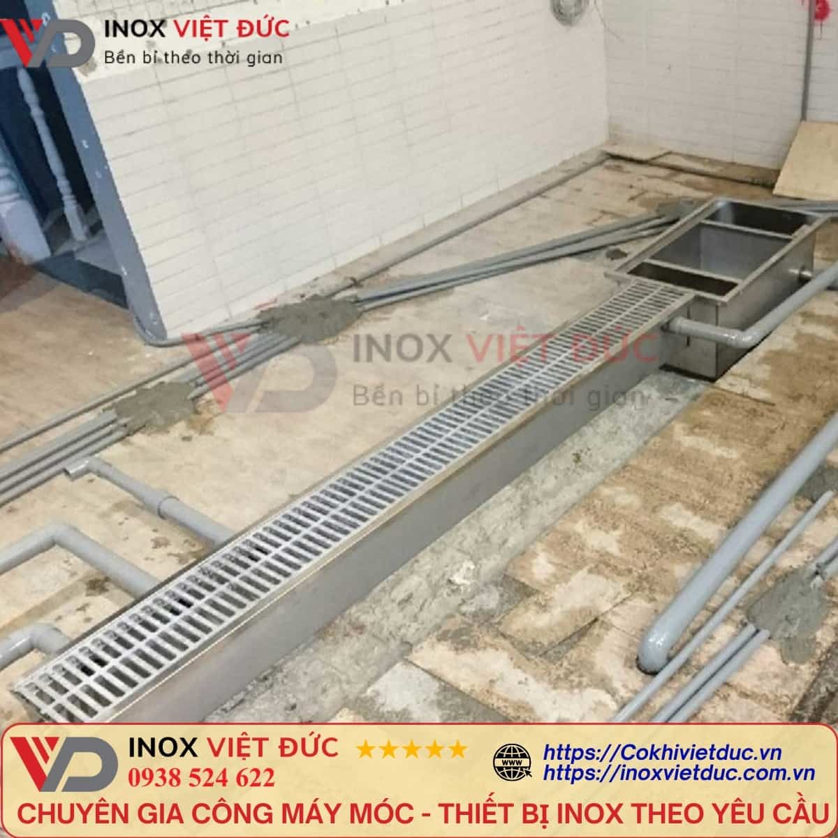 Thi công lắp đặt hệ thống thoát sàn inox theo bản vẽ kỹ thuật công trình